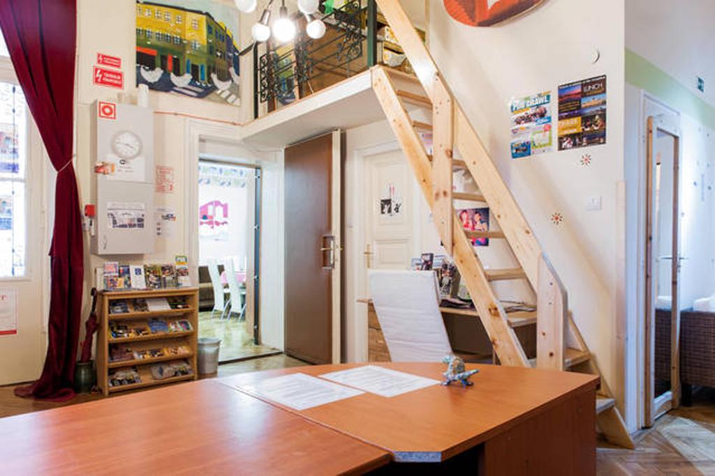 Yolo Hostel Budapest Exterior photo